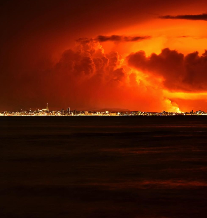 Zdjęcie Wybuch wulkanu na Islandii. Ewakuowano tysiące osób #1