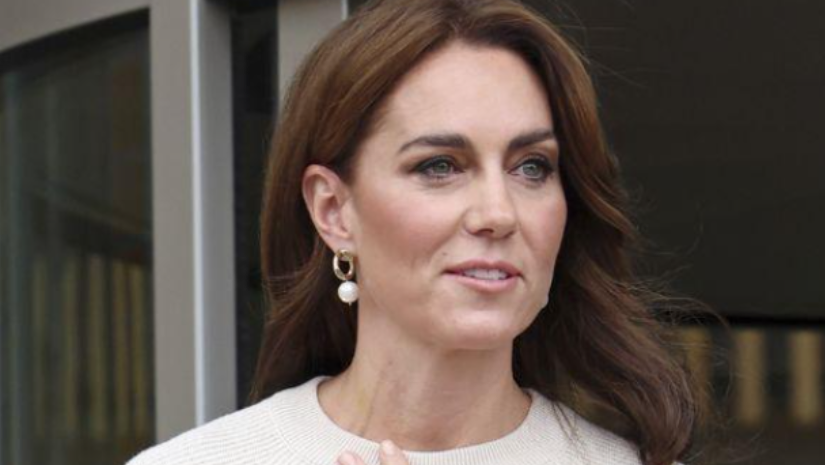 Zdjęcie Dobre wieści! Kate Middleton po cichu wróciła do pracy! #1